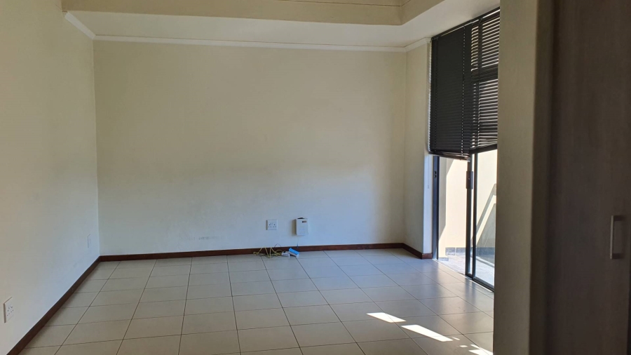 To Let 2 Bedroom Property for Rent in Jackal Creek Golf Estate Gauteng