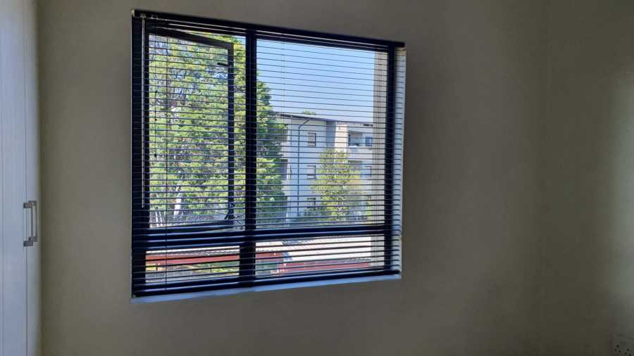 To Let 2 Bedroom Property for Rent in Jackal Creek Golf Estate Gauteng