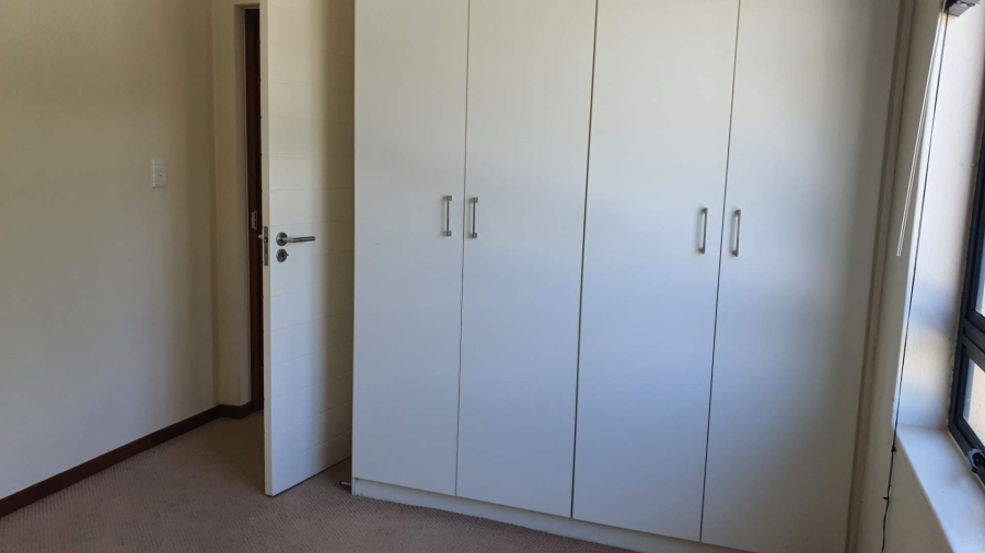 To Let 2 Bedroom Property for Rent in Jackal Creek Golf Estate Gauteng