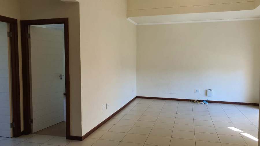 To Let 2 Bedroom Property for Rent in Jackal Creek Golf Estate Gauteng