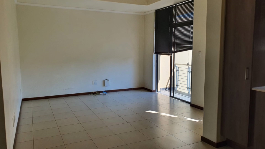 To Let 2 Bedroom Property for Rent in Jackal Creek Golf Estate Gauteng