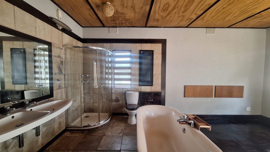 To Let 2 Bedroom Property for Rent in Richmond Gauteng