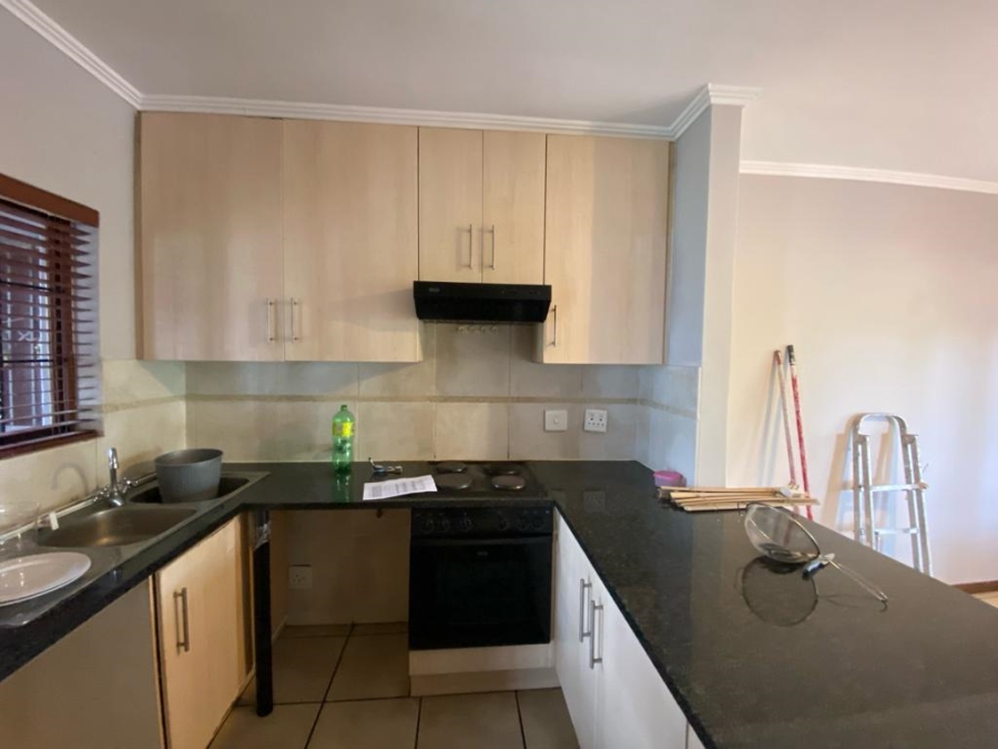 1 Bedroom Property for Sale in Rivonia Gauteng