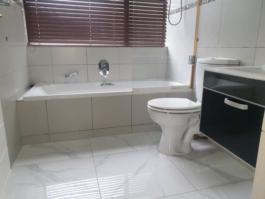 2 Bedroom Property for Sale in Jackal Creek Golf Estate Gauteng