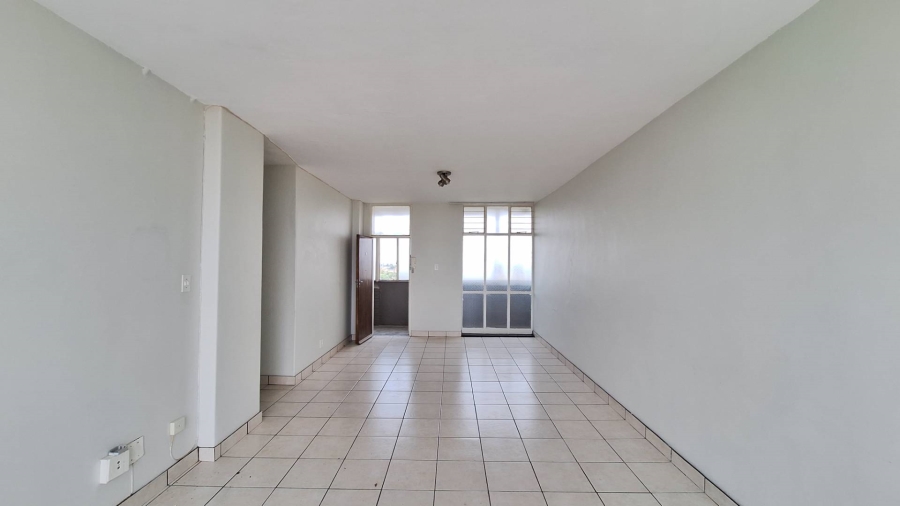 To Let 2 Bedroom Property for Rent in Constantia Kloof Gauteng