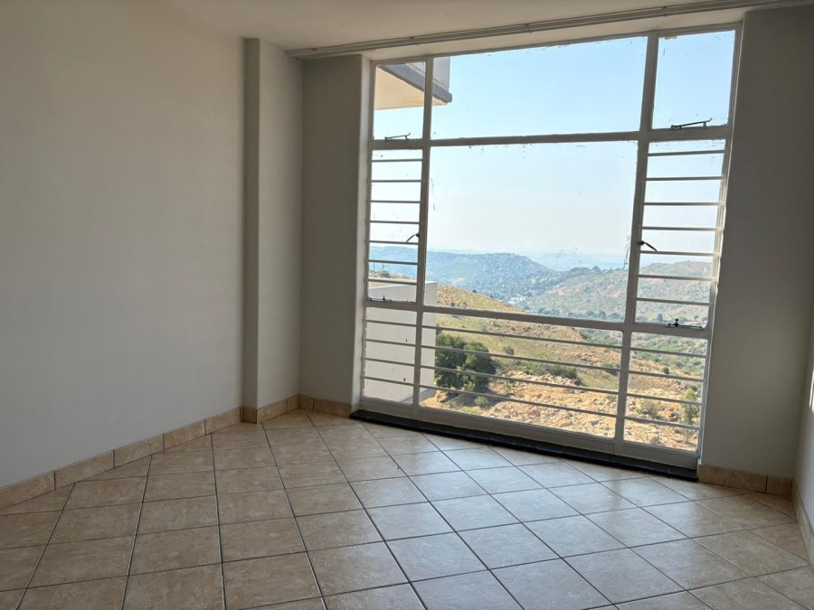 To Let 2 Bedroom Property for Rent in Constantia Kloof Gauteng