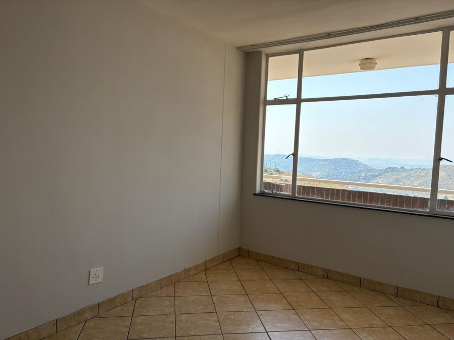 To Let 2 Bedroom Property for Rent in Constantia Kloof Gauteng