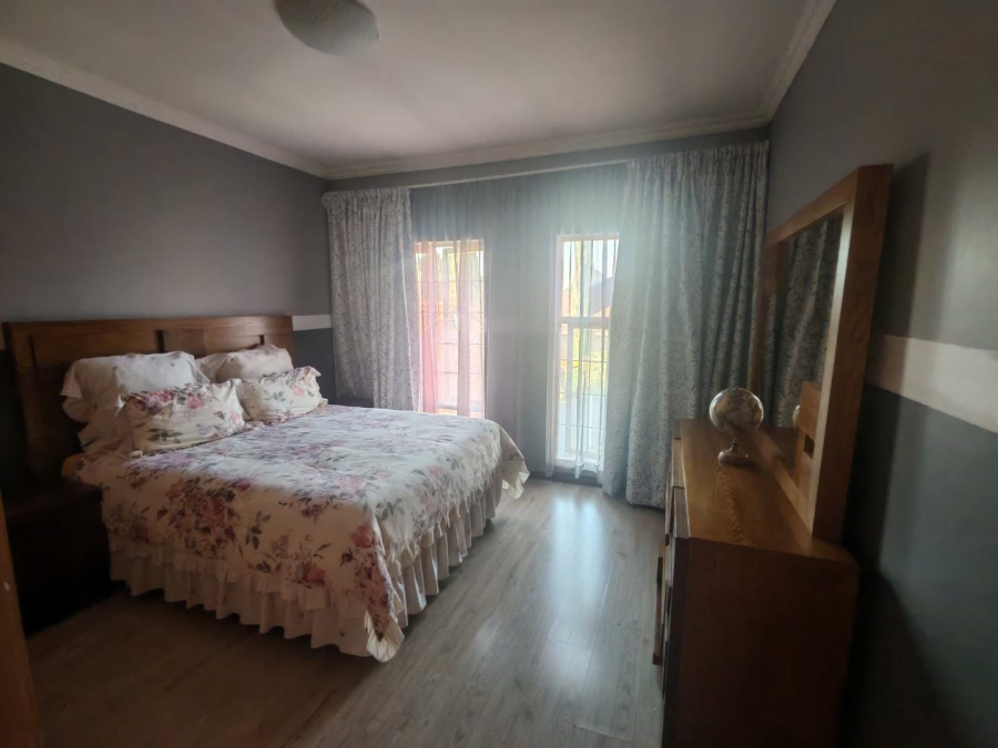 4 Bedroom Property for Sale in Wierdapark Gauteng