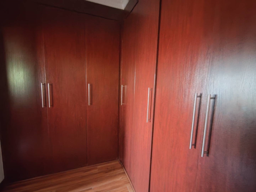 4 Bedroom Property for Sale in Wierdapark Gauteng