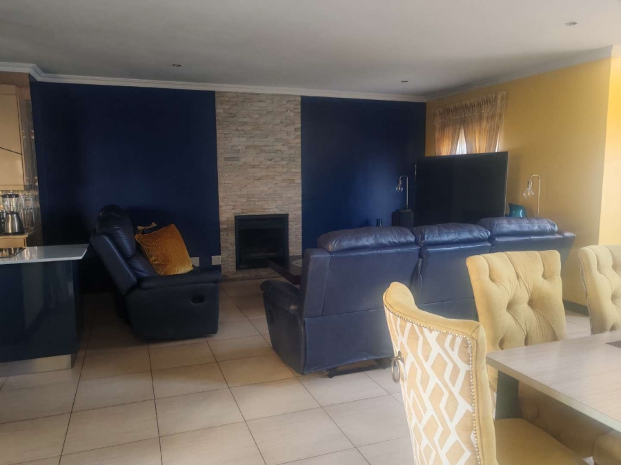 4 Bedroom Property for Sale in Wierdapark Gauteng