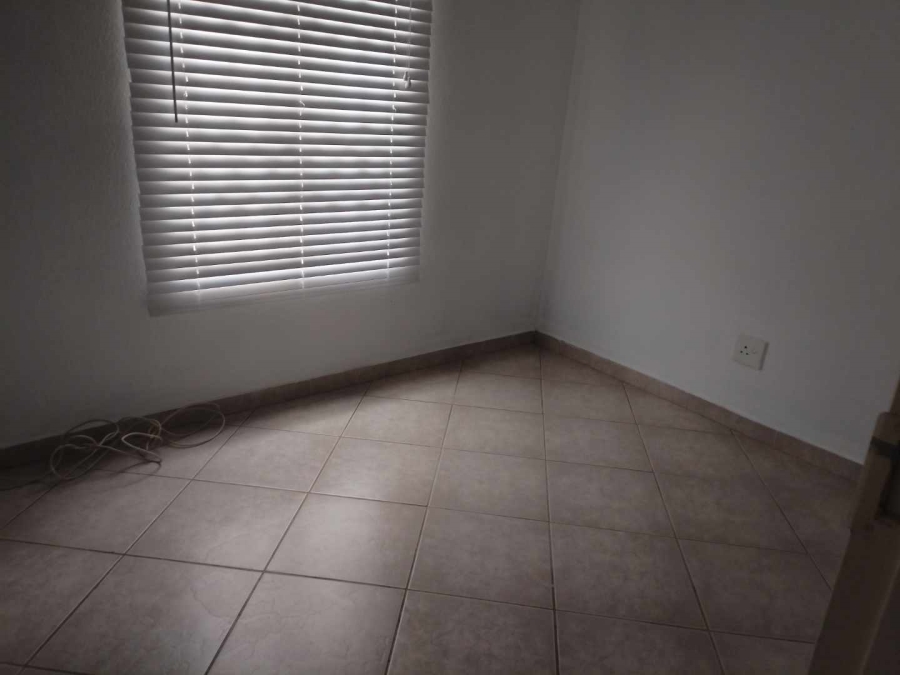 To Let 3 Bedroom Property for Rent in Nellmapius Gauteng