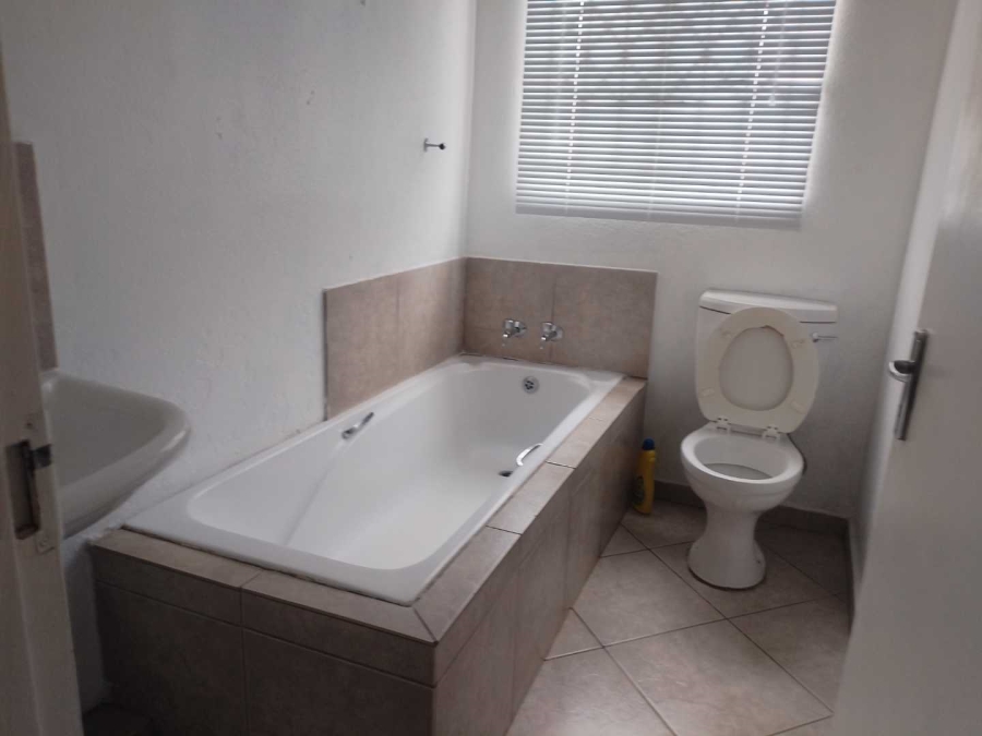 To Let 3 Bedroom Property for Rent in Nellmapius Gauteng