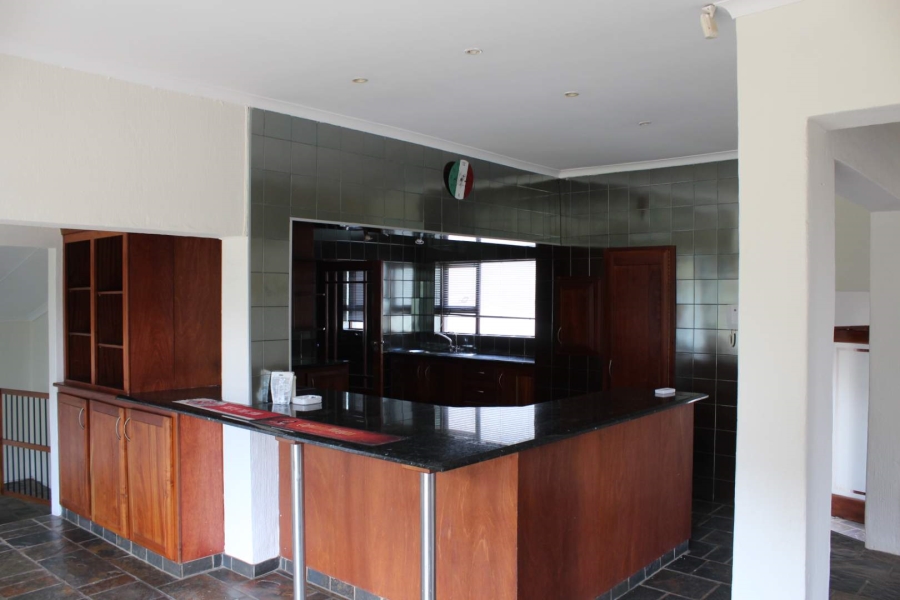 3 Bedroom Property for Sale in Helderkruin Gauteng