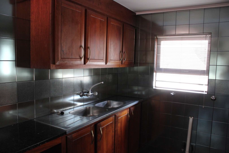 3 Bedroom Property for Sale in Helderkruin Gauteng