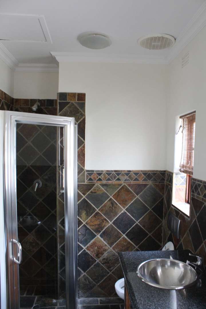 3 Bedroom Property for Sale in Helderkruin Gauteng