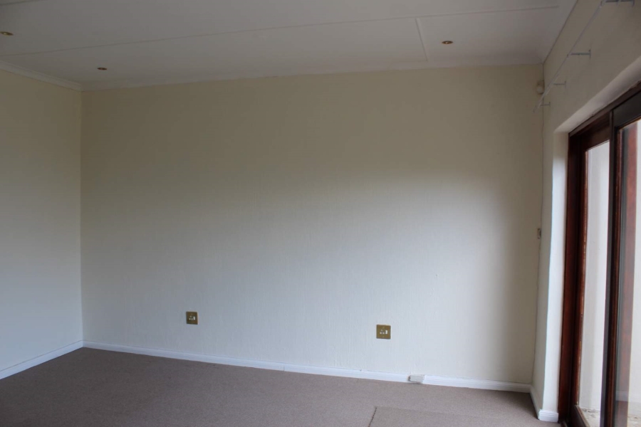 3 Bedroom Property for Sale in Helderkruin Gauteng