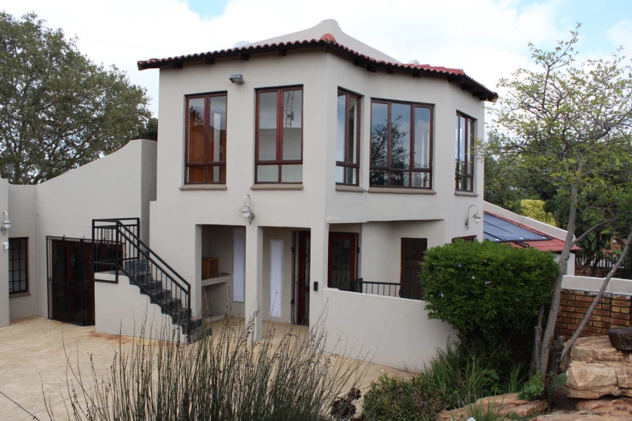 3 Bedroom Property for Sale in Helderkruin Gauteng
