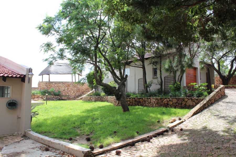 3 Bedroom Property for Sale in Helderkruin Gauteng