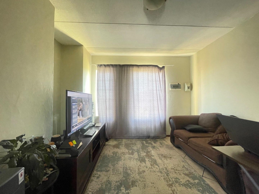 1 Bedroom Property for Sale in Terenure Gauteng