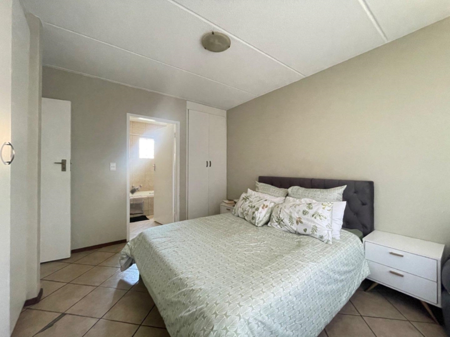 1 Bedroom Property for Sale in Terenure Gauteng