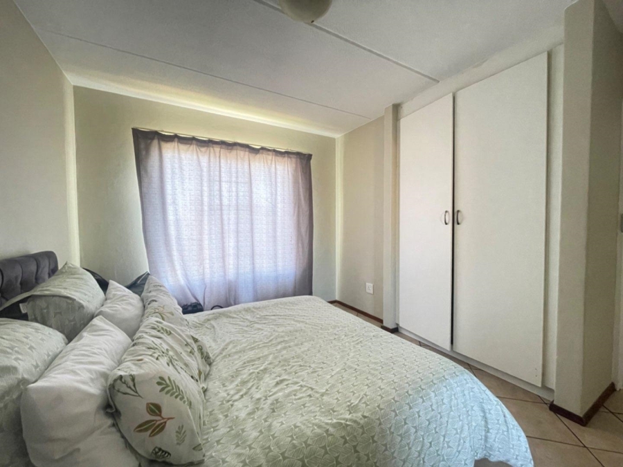 1 Bedroom Property for Sale in Terenure Gauteng