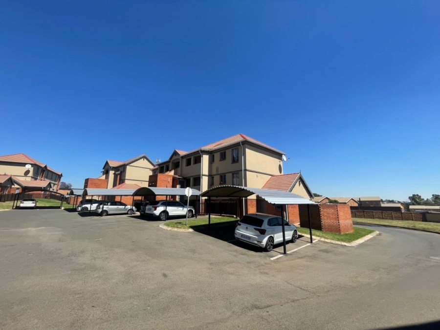 1 Bedroom Property for Sale in Terenure Gauteng