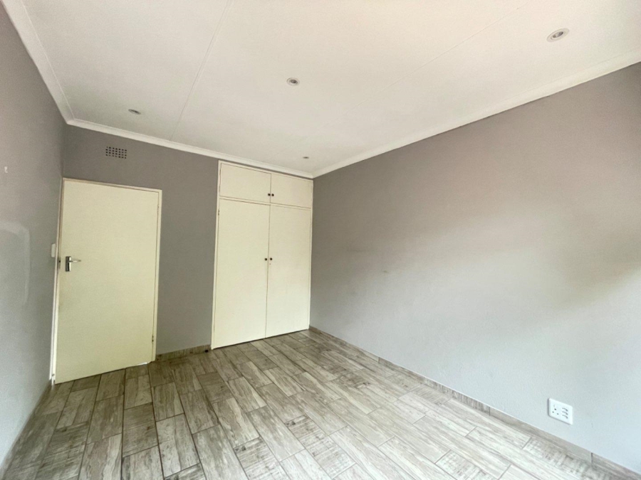 To Let 3 Bedroom Property for Rent in Birchleigh Gauteng