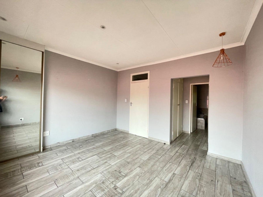 To Let 3 Bedroom Property for Rent in Birchleigh Gauteng