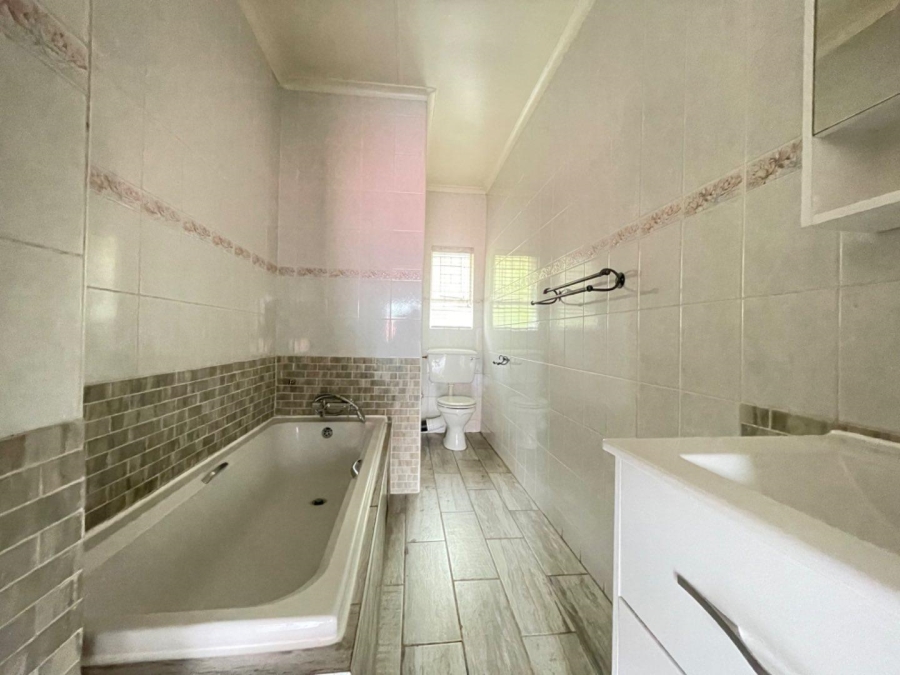 To Let 3 Bedroom Property for Rent in Birchleigh Gauteng