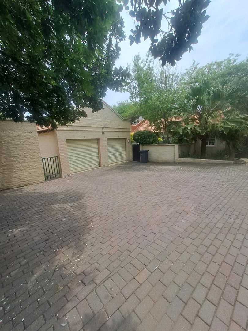 2 Bedroom Property for Sale in Wingate Park Gauteng