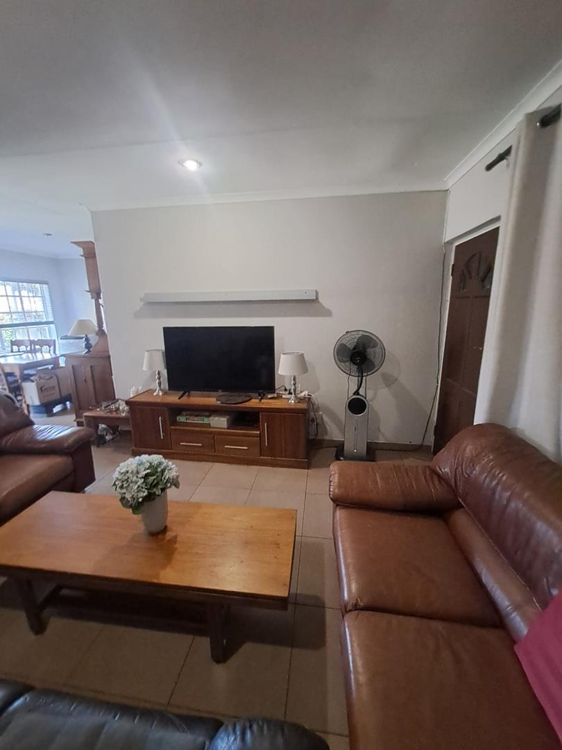 2 Bedroom Property for Sale in Wingate Park Gauteng