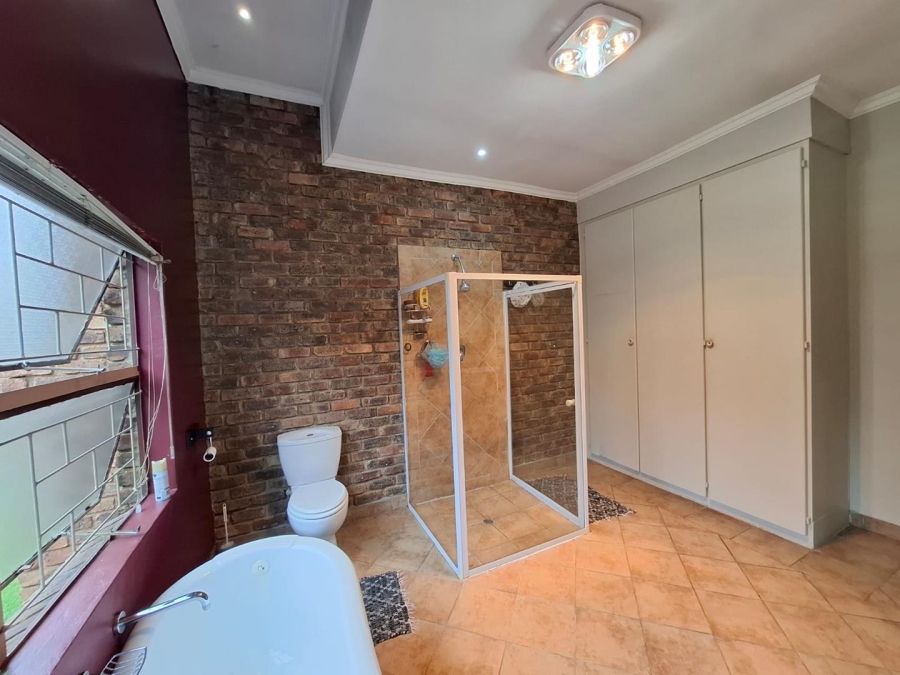 4 Bedroom Property for Sale in Terenure Gauteng