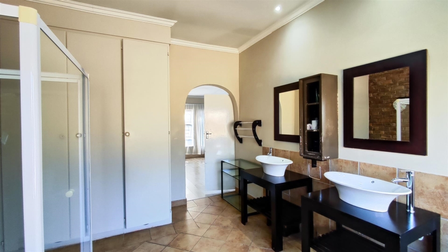 4 Bedroom Property for Sale in Terenure Gauteng