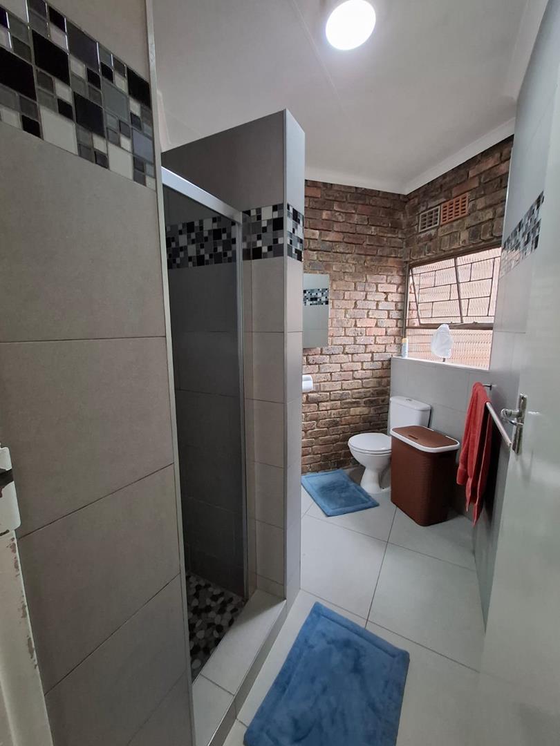 4 Bedroom Property for Sale in Terenure Gauteng