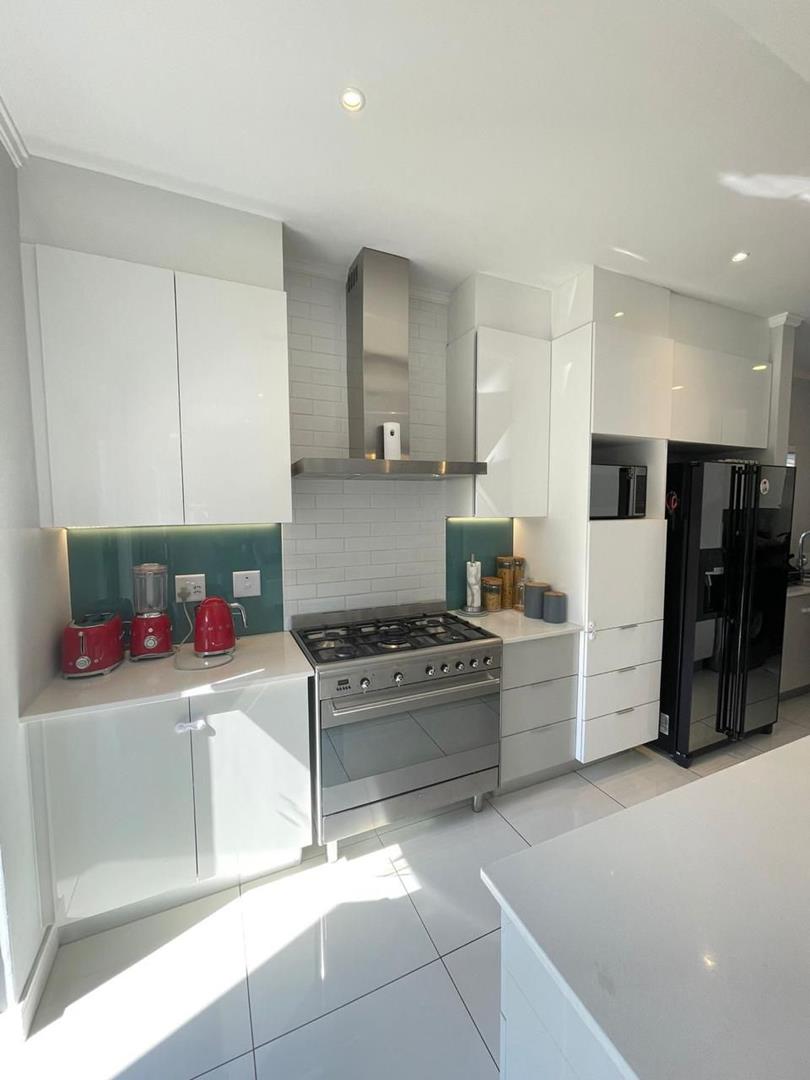 To Let 3 Bedroom Property for Rent in Lonehill Gauteng