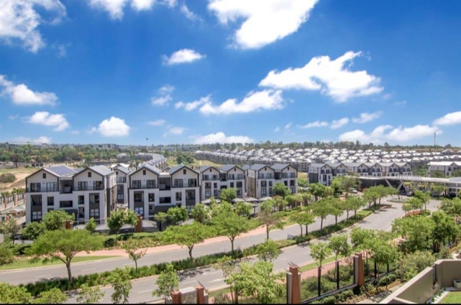 1 Bedroom Property for Sale in Waterfall Gauteng