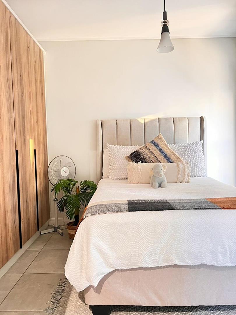 1 Bedroom Property for Sale in Waterfall Gauteng