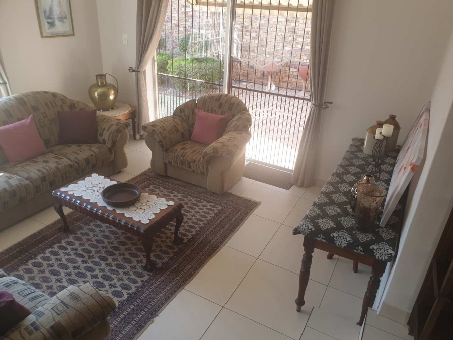 To Let 2 Bedroom Property for Rent in Lynnwood Ridge Gauteng