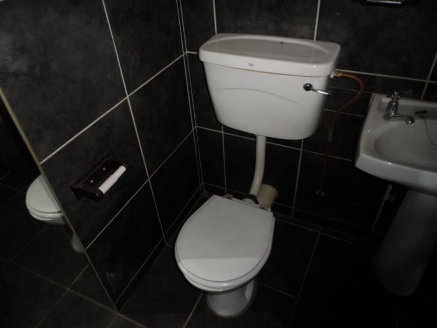 1 Bedroom Property for Sale in Hatfield Gauteng