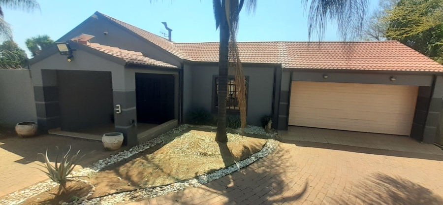 To Let 3 Bedroom Property for Rent in Monument Park Gauteng