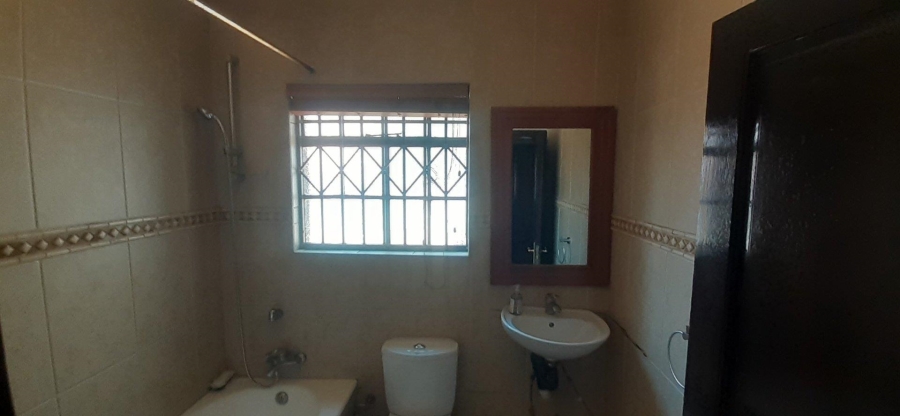 To Let 3 Bedroom Property for Rent in Monument Park Gauteng