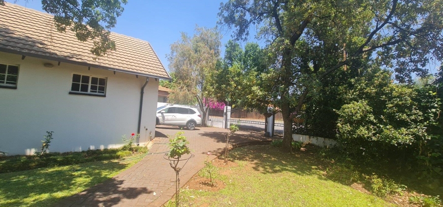 4 Bedroom Property for Sale in Monument Park Ext 8 Gauteng