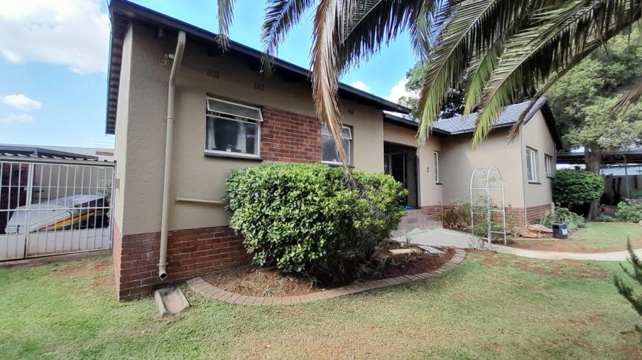 3 Bedroom Property for Sale in Birchleigh Gauteng