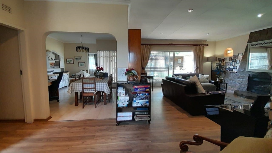 3 Bedroom Property for Sale in Birchleigh Gauteng