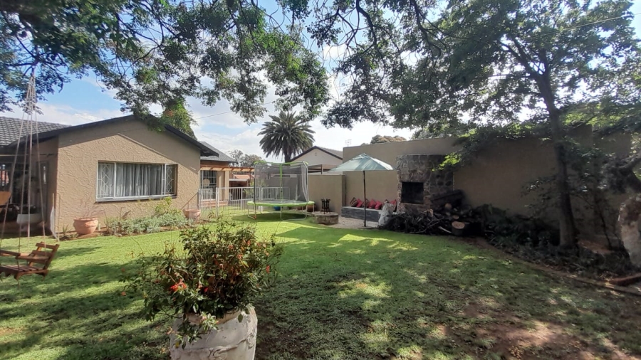 3 Bedroom Property for Sale in Birchleigh Gauteng
