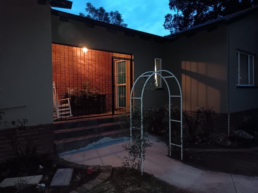 3 Bedroom Property for Sale in Birchleigh Gauteng