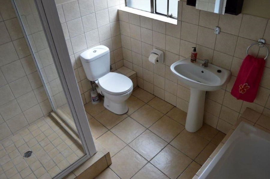 2 Bedroom Property for Sale in Birchleigh Gauteng