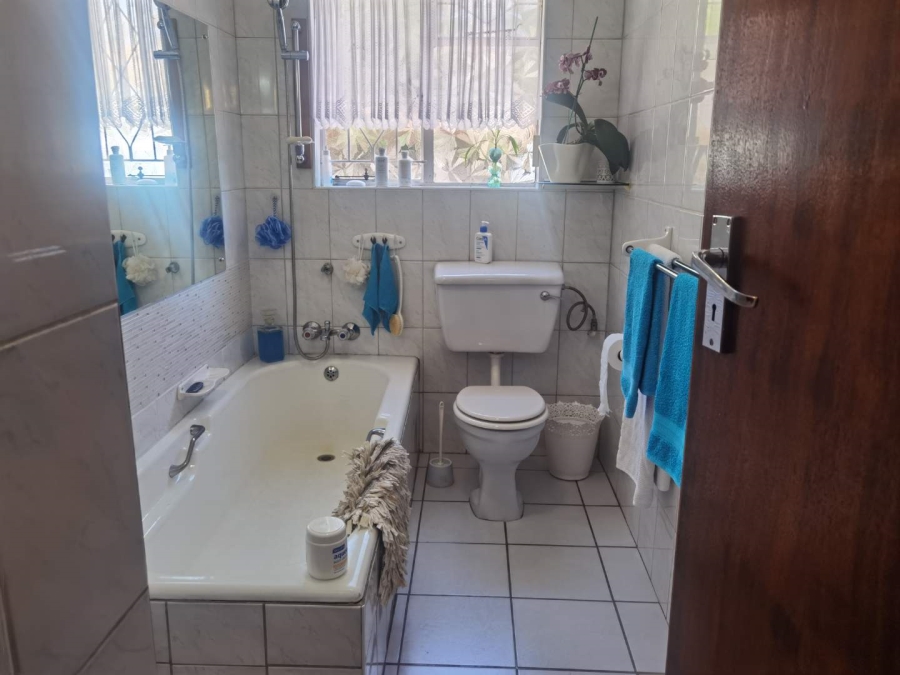 3 Bedroom Property for Sale in Birch Acres Gauteng
