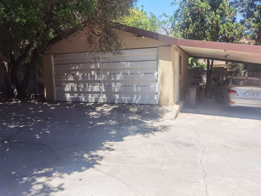 3 Bedroom Property for Sale in Birch Acres Gauteng