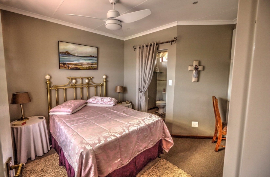 3 Bedroom Property for Sale in Glen Marais Gauteng